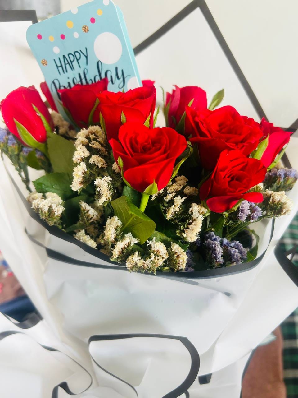 https://imgcdn.floweraura.com/fa/review_image/1716097764_130358.jpeg