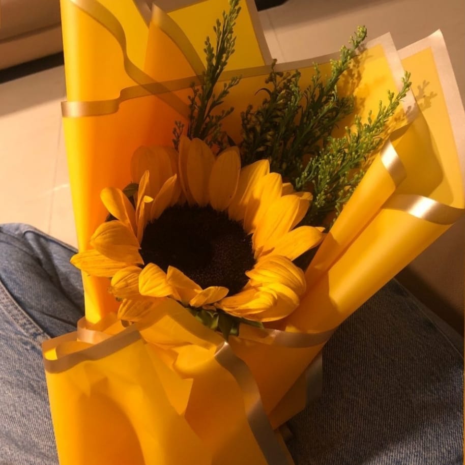 https://imgcdn.floweraura.com/fa/review_image/1716324080_521490.jpeg