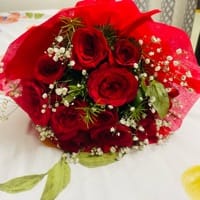 https://imgcdn.floweraura.com/fa/review_image/1716718576_853921.jpeg