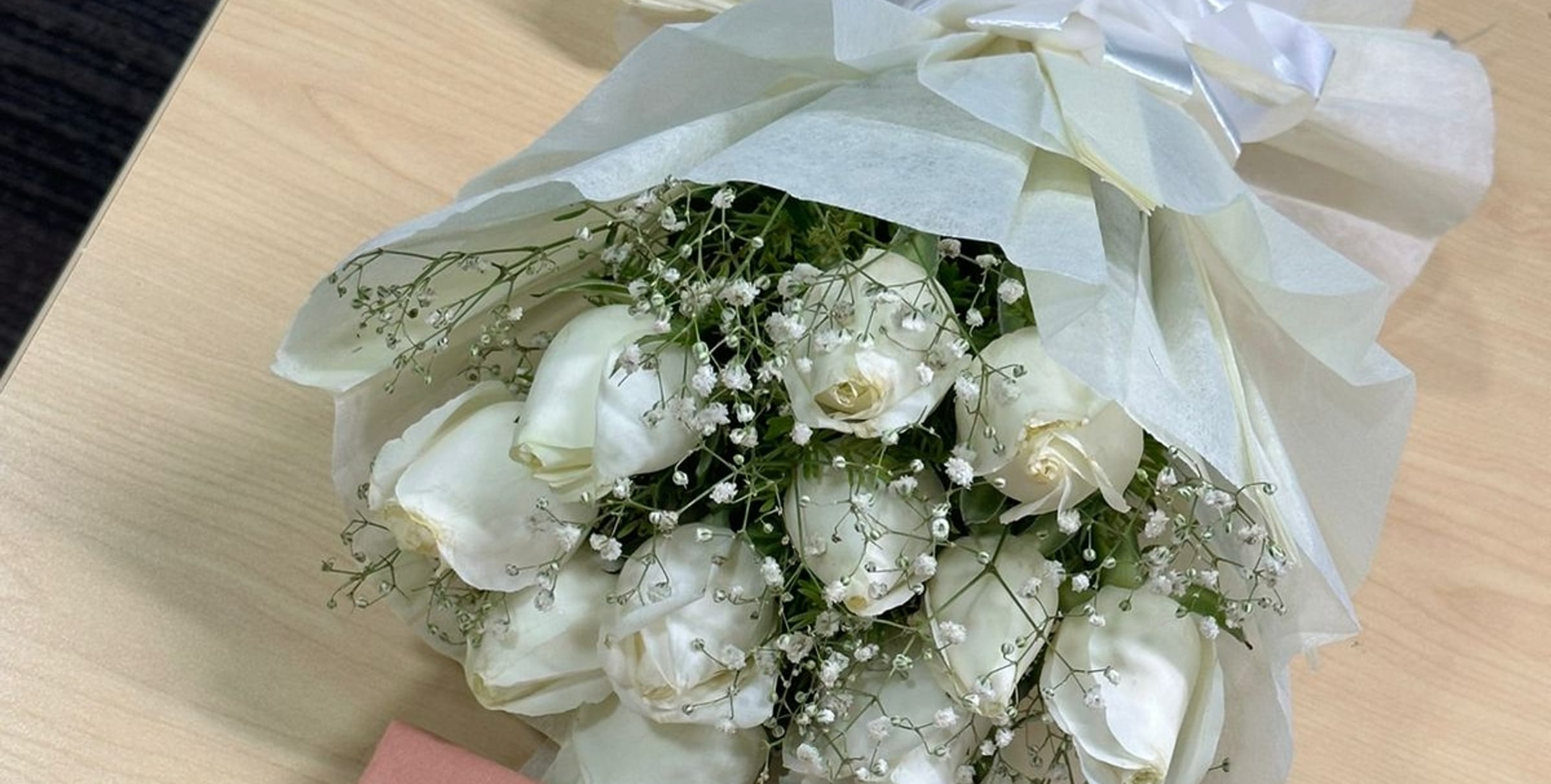 https://imgcdn.floweraura.com/fa/review_image/1720261305_781174.jpeg