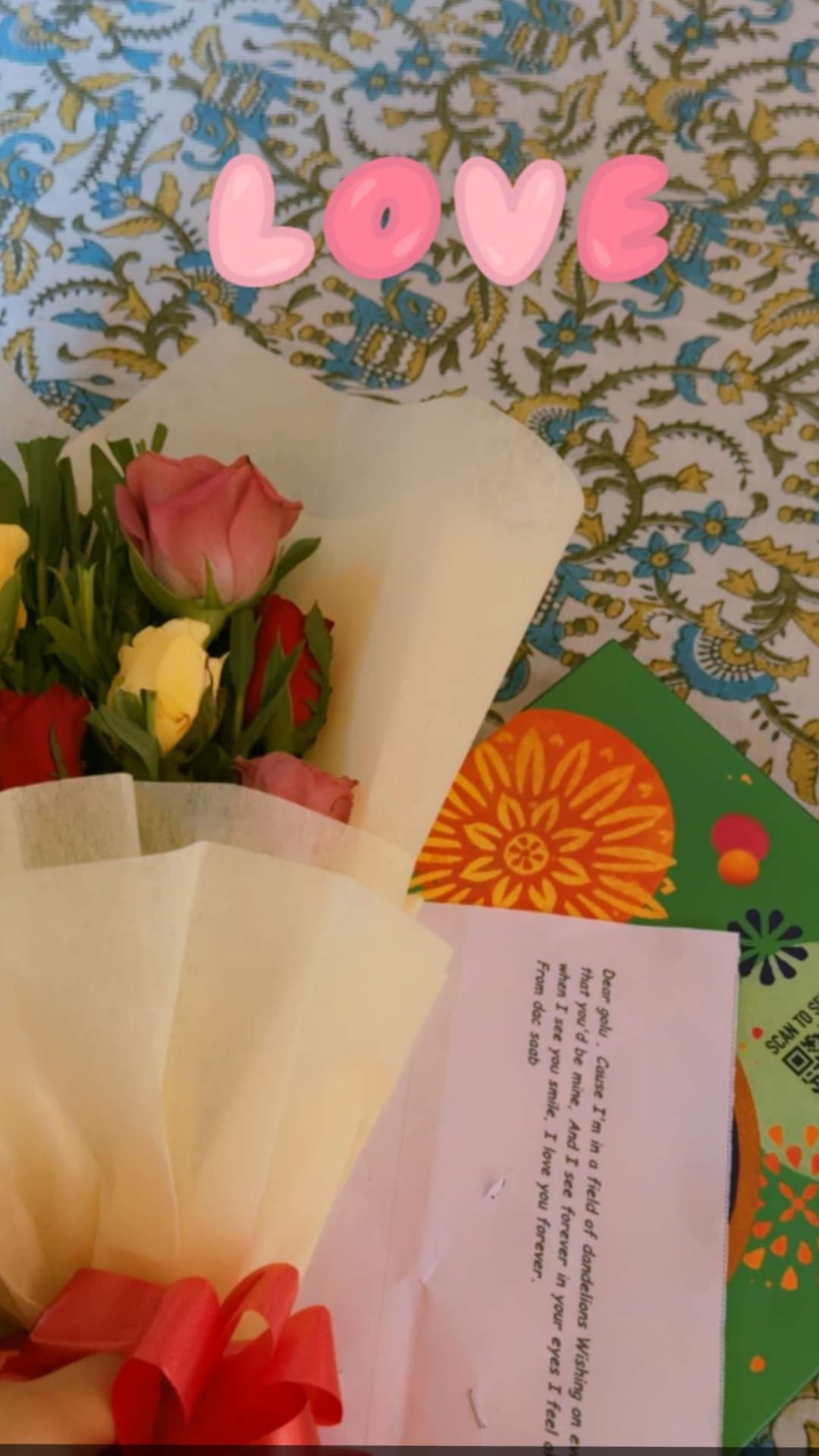 Duo Of Roses And Choco Box