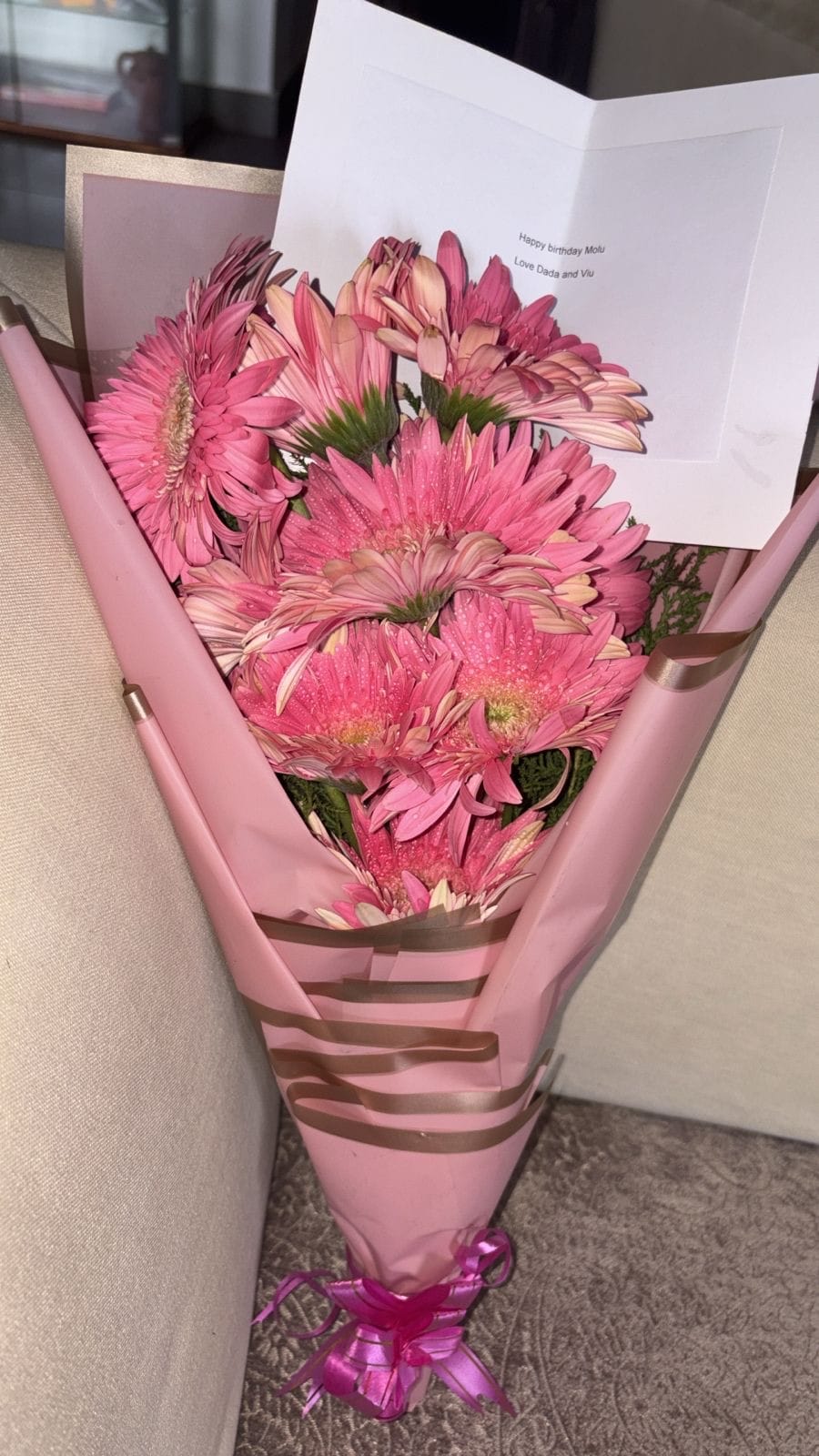 https://imgcdn.floweraura.com/fa/review_image/1732250888_966328.jpeg