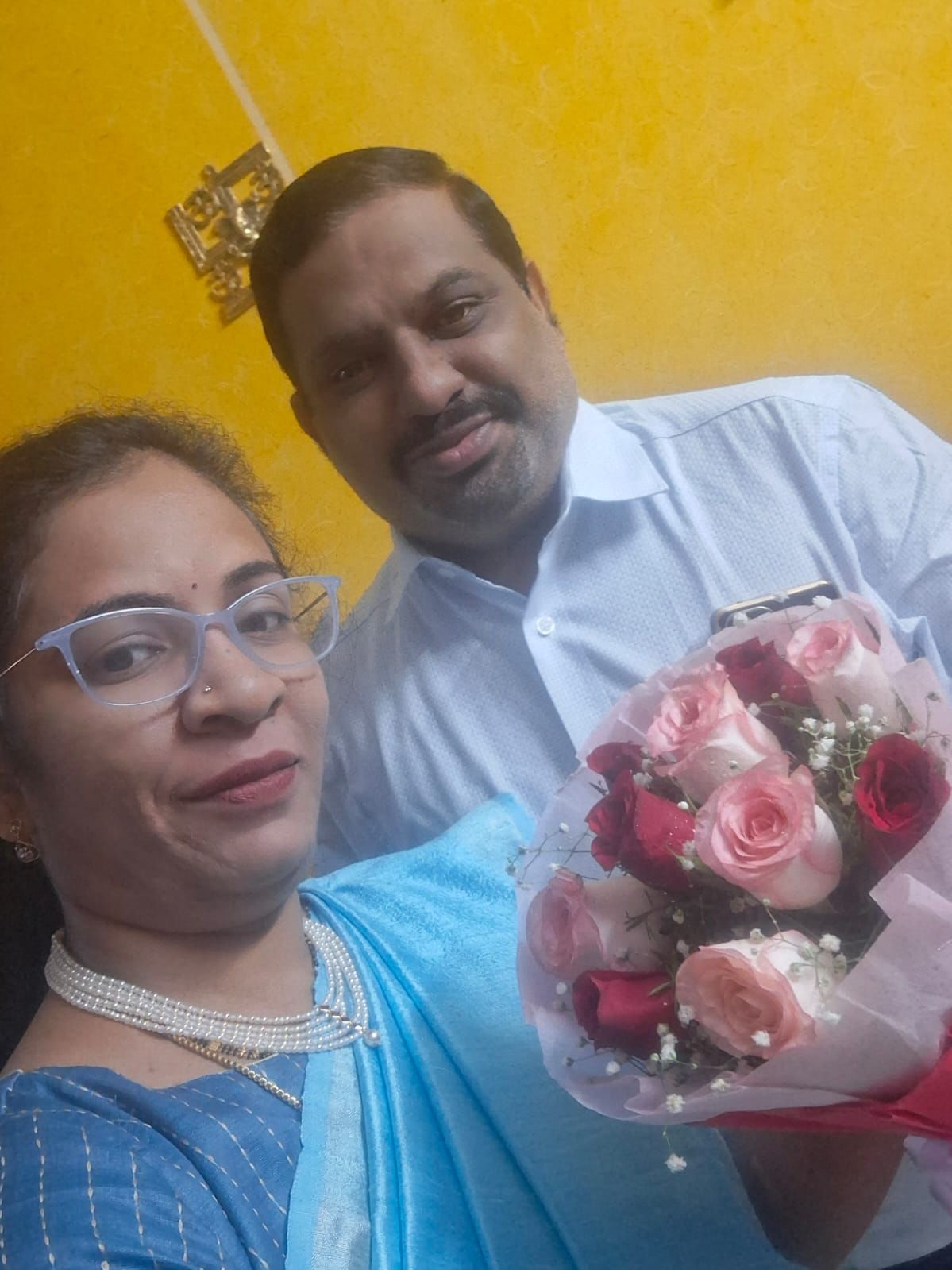 https://imgcdn.floweraura.com/fa/review_image/1734014829_521236.jpeg