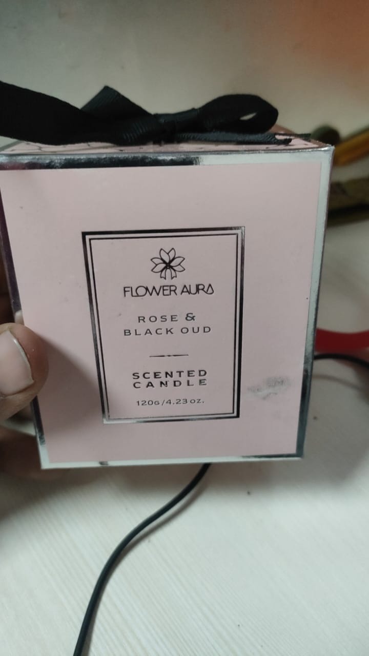 Rose & Black oud Scented Candle