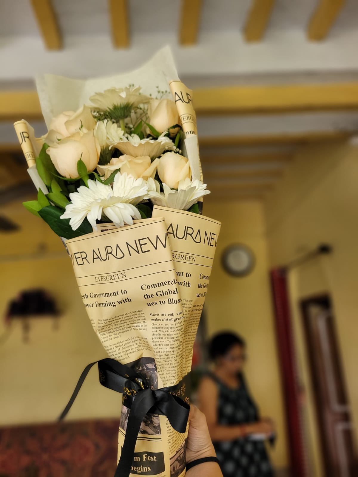 https://imgcdn.floweraura.com/fa/review_image/1744213939_506587.jpeg