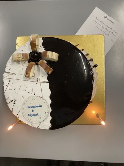 Choco Vanilla Cake