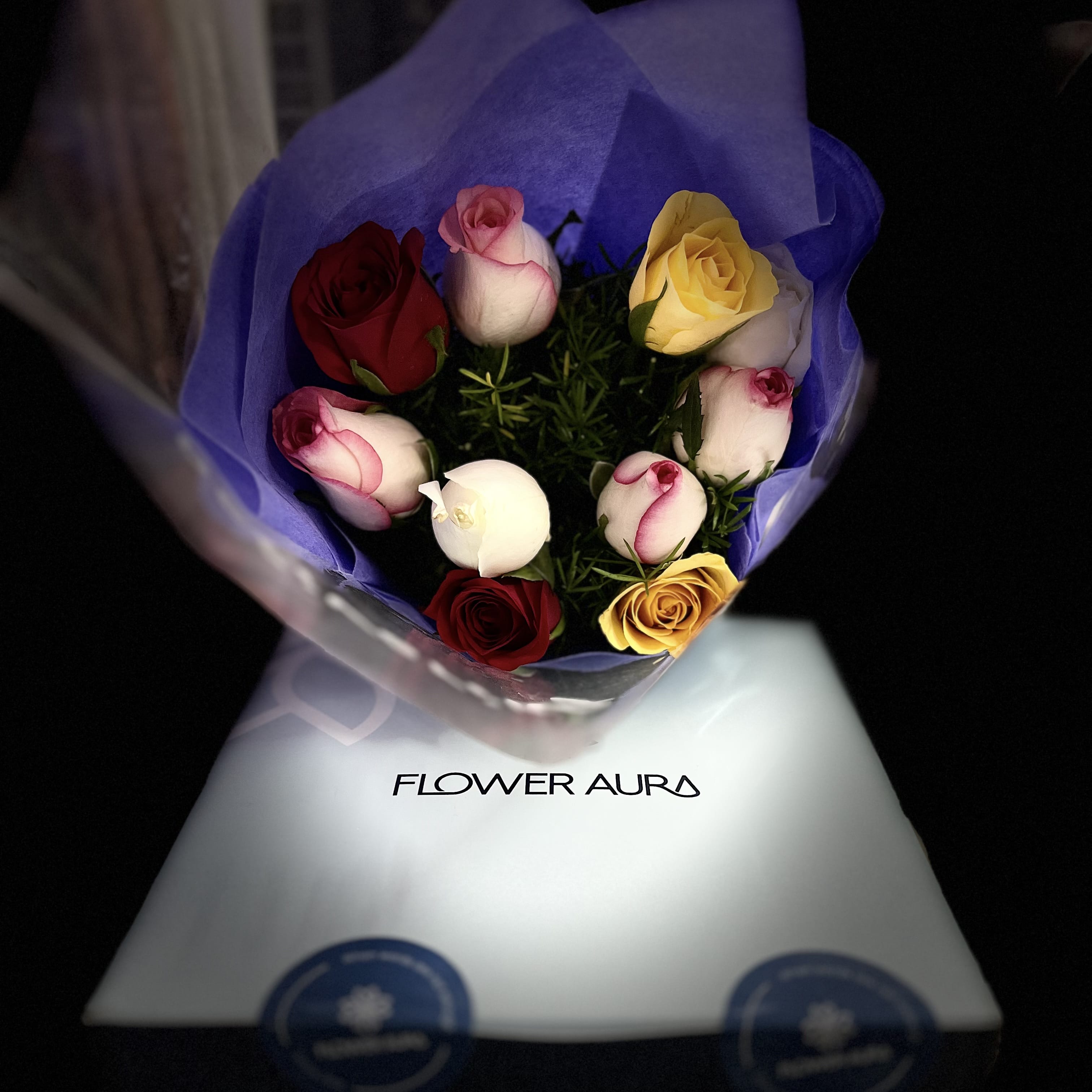 10 Mixed Roses Bunch