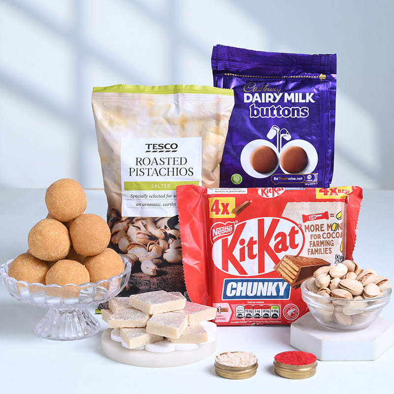 Family Rakhis With Sweets N Nuts-UK