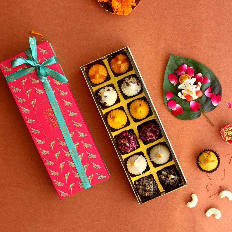 Festive Modaks Gift Box With Ganesha Idol