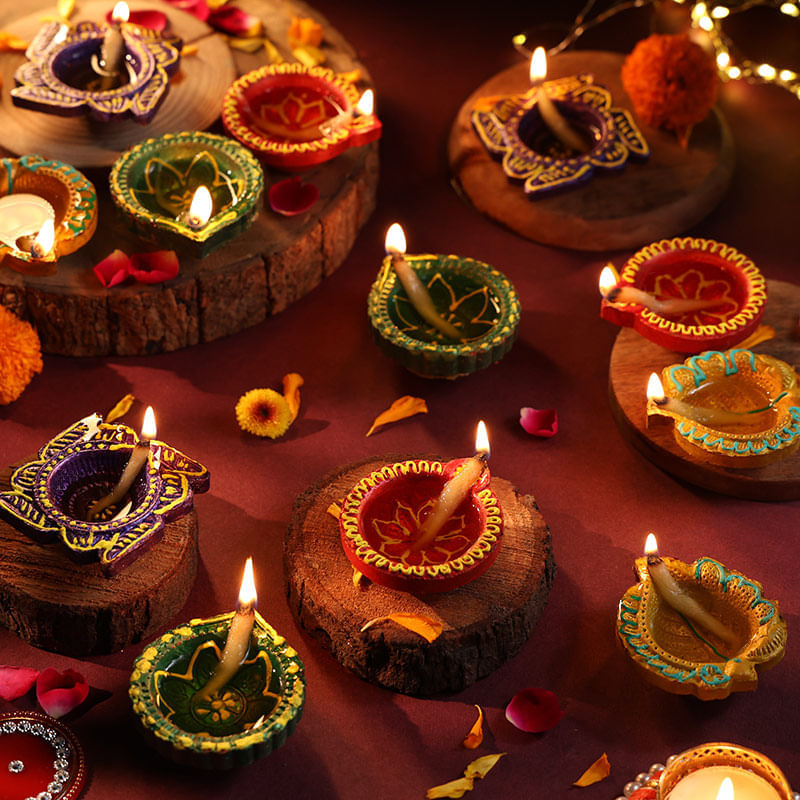 Festive Radiance Diya Gift Set