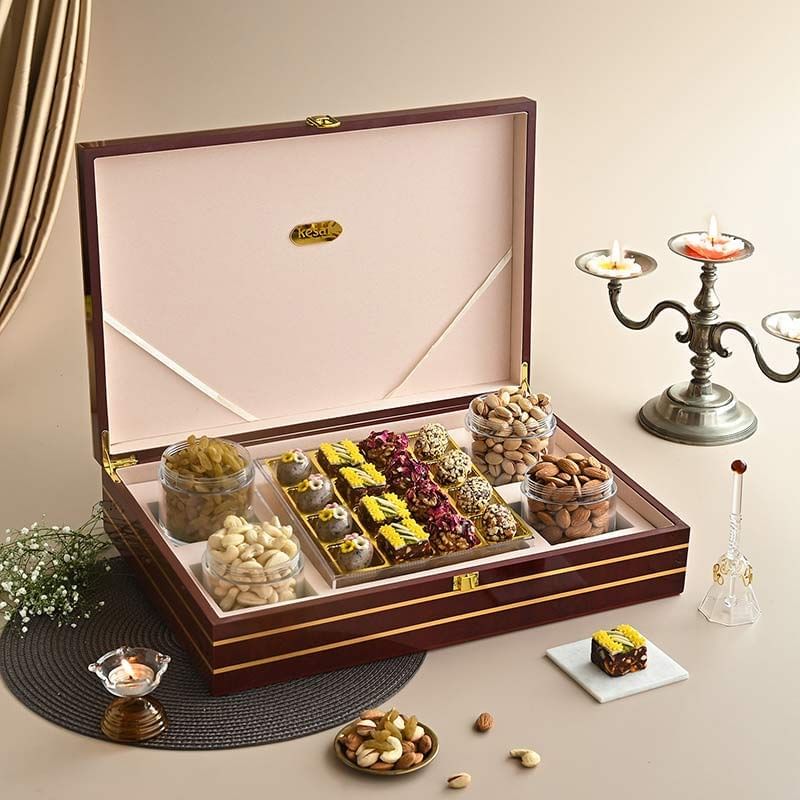 Festive Sweets N Dry Fruits Diwali Gift Box