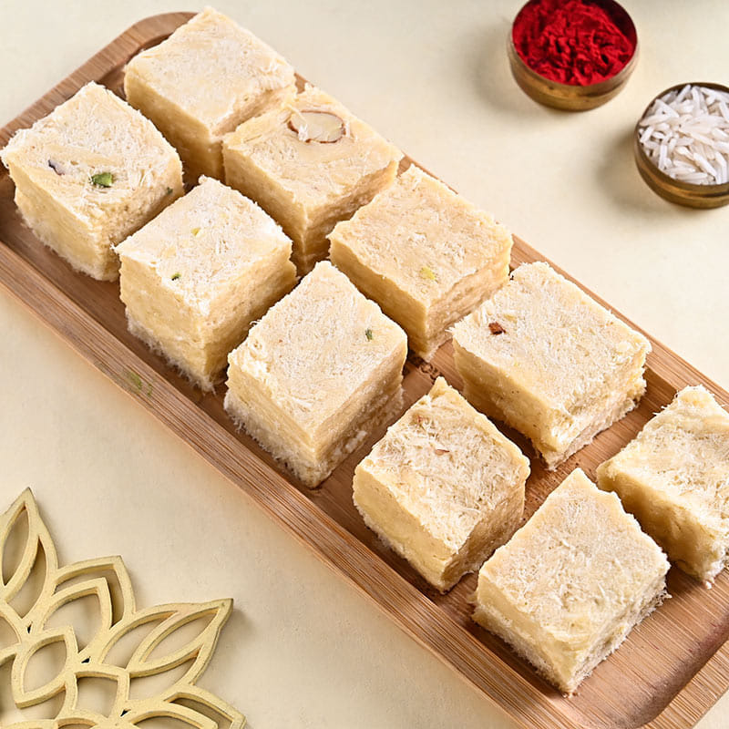 Five Royal Parampara Rakhi With Soan Papdi