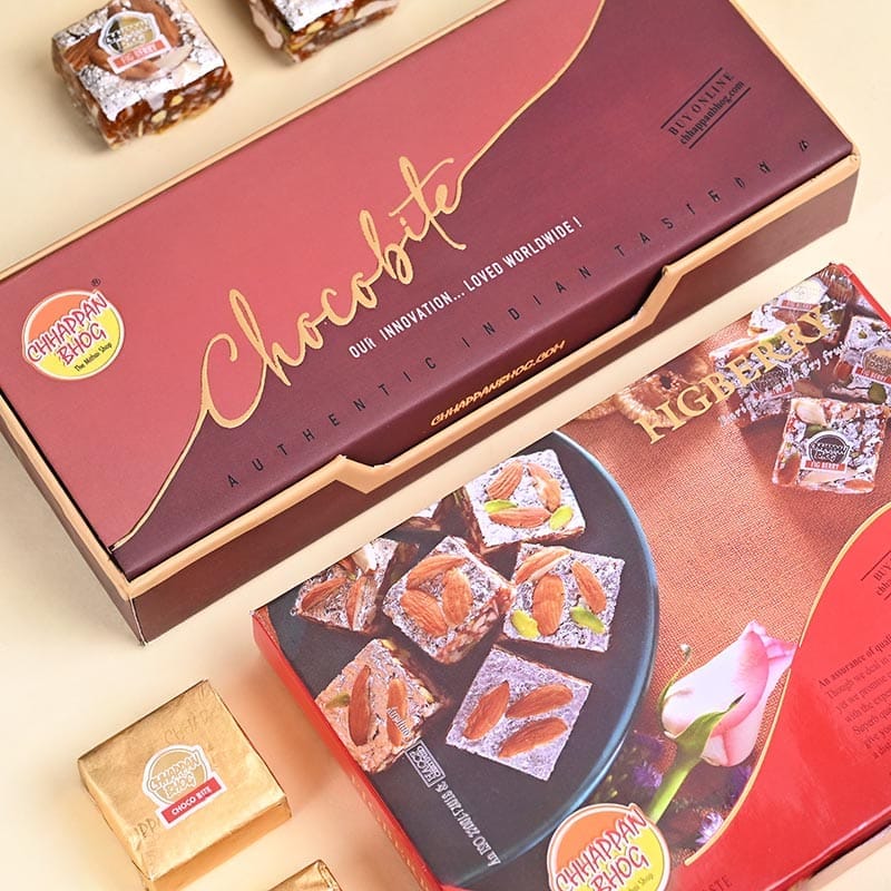 Floral Bhai Bhabhi Rakhi Set With Sweets