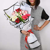 Floral Mesmerizing flowers Bouquet online delivery