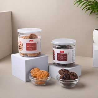 foodie dad caricature with cookies 