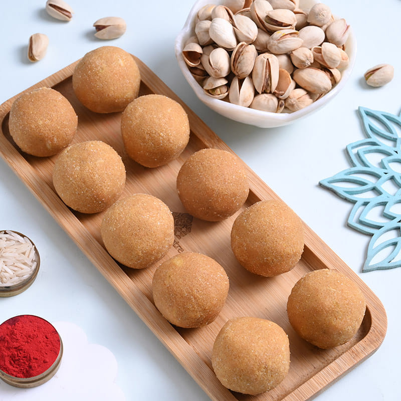 Football Jersey Kids Rakhi With Ladoos N Nuts