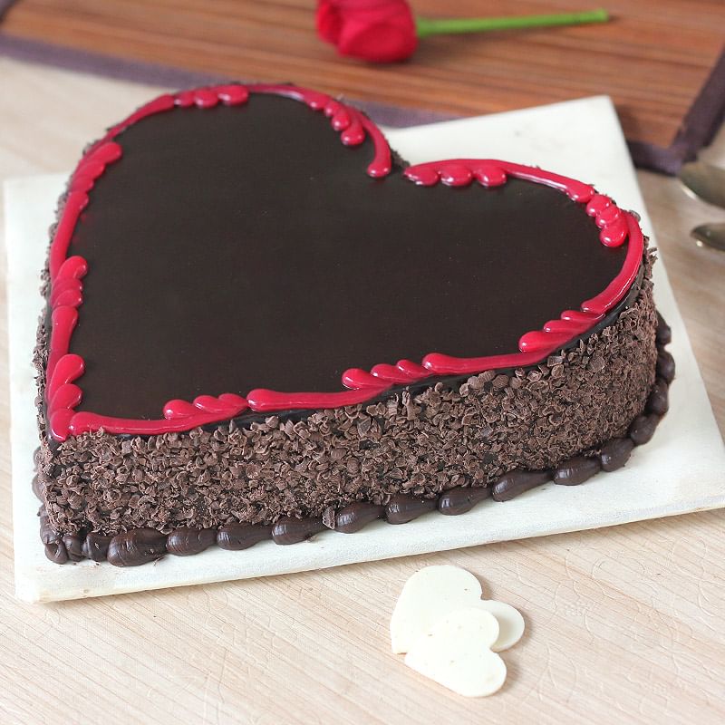 Marriage Anniversary Heart Shape Chocolate Cake Zoomed View