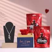 Forever Love N Chocolatey Gift Set