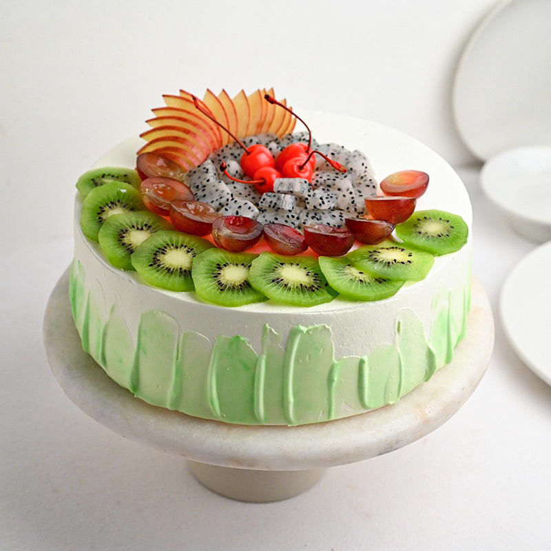 Fresh Fruit Medley Cake