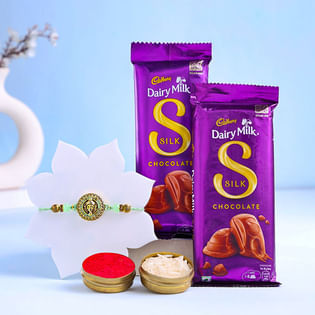Ganesha Divine Rakhi With Chocolates