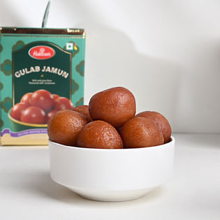 Sacred Charm Rakhi Trio N Gulab Jamun