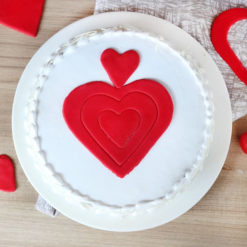 Vanilla Cake with Fondant Hearts - Top View