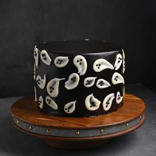 Ghost Themed Halloween Choco Cake
