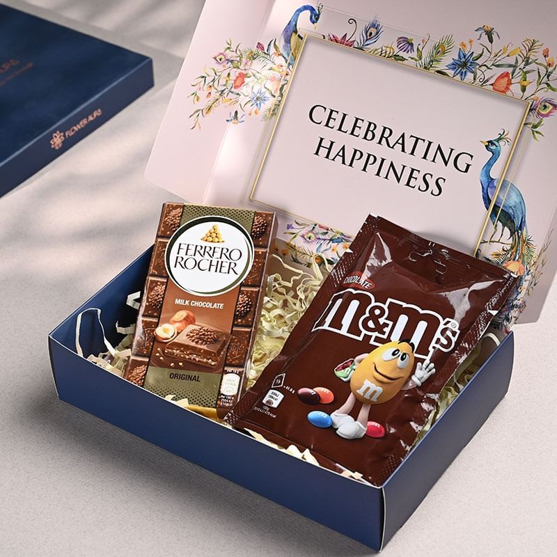 Golden Chocolate Crunch Box