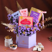 Golden Glow N Festive Treats Hamper