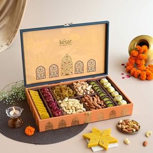 Gourmet Diwali Sweets N Dry Fruits Hamper