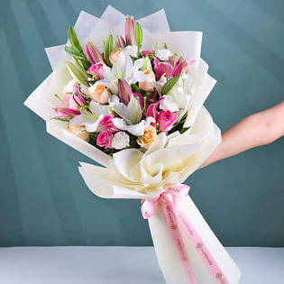 Graceful Blooms Medley