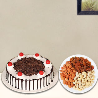 Half kg Black Forest Cake Eggless with Cherries / Half kg Mixed Dry Fruits (Almond, Cashew, Raisins) In Basket