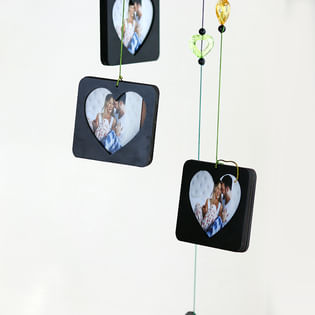 Hanging Photo Frames: Best Decor Gifts Online