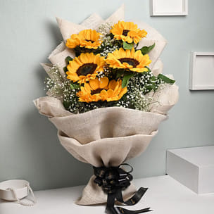 Happy Sunflower Bouquet For Valentine's Day Happy Sunflower Bouquet For Valentine's Day