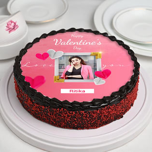 Delicious Valentines Personalised Cake