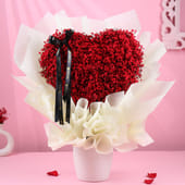 Heartfilled Gypsos In Love