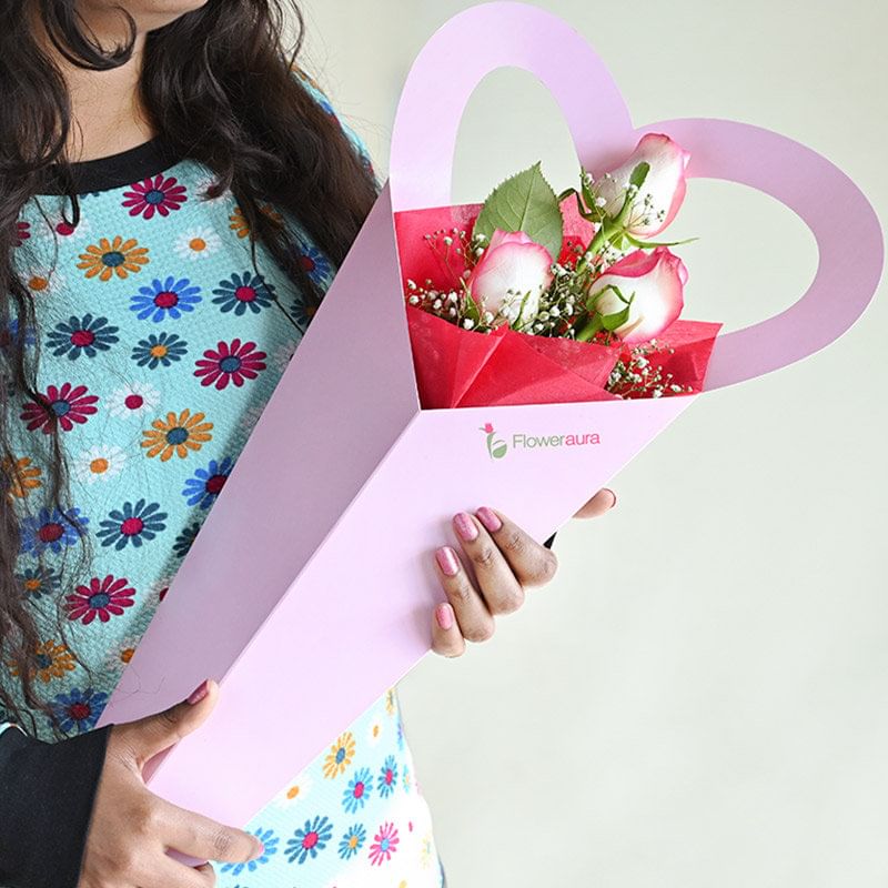 Hearty Arrangement Of Lovely Roses -Pretty Valentine Gift
