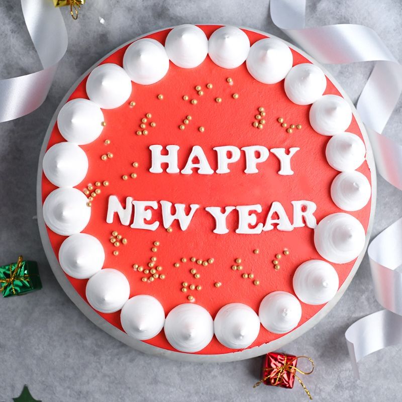 Hearty Red Cake for New Year