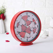Hearty Round Table Clock