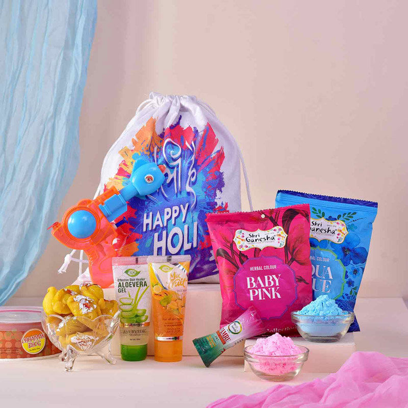 Holi Gift Hamper With Herbal Gulaal Pichkari N Gujiya