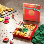 Holi Special Gulaal & Treat Box
