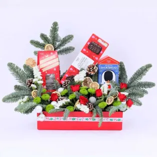 Christmas Floral Indulgence Hamper
