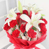 15 Red Carnations and 4 Oriental White Lilies in Zoomed View