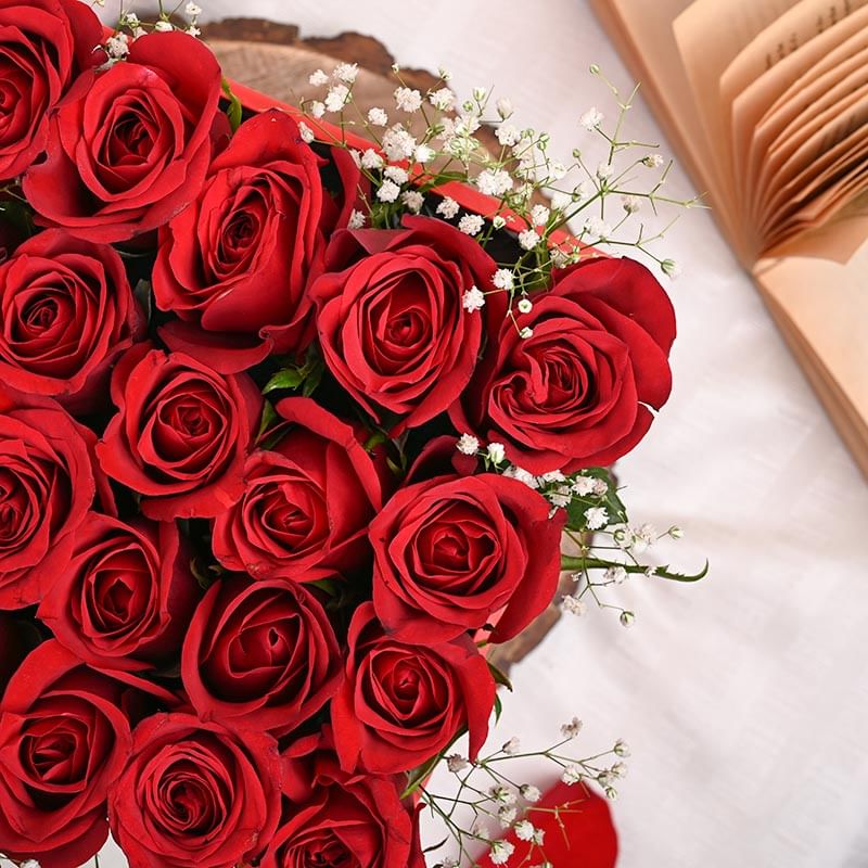 Order Valentines Flower Box 