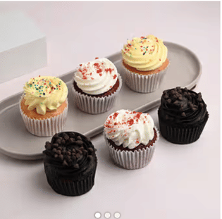 Cow Assorted 6 Cup Cakes