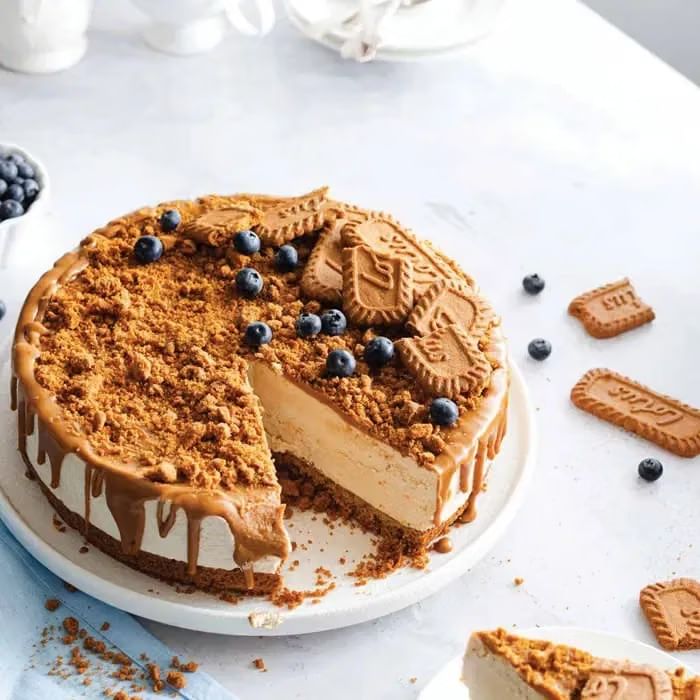 Caramel Crunch Lotus Cheesecake
