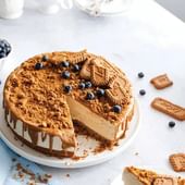 Caramel Crunch Lotus Cheesecake