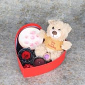 Heart Of Love Gift Hamper