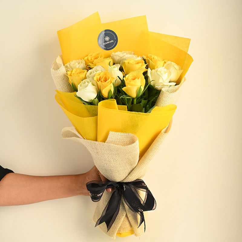 In A Heartbeat: Yellow roses for Friendship day