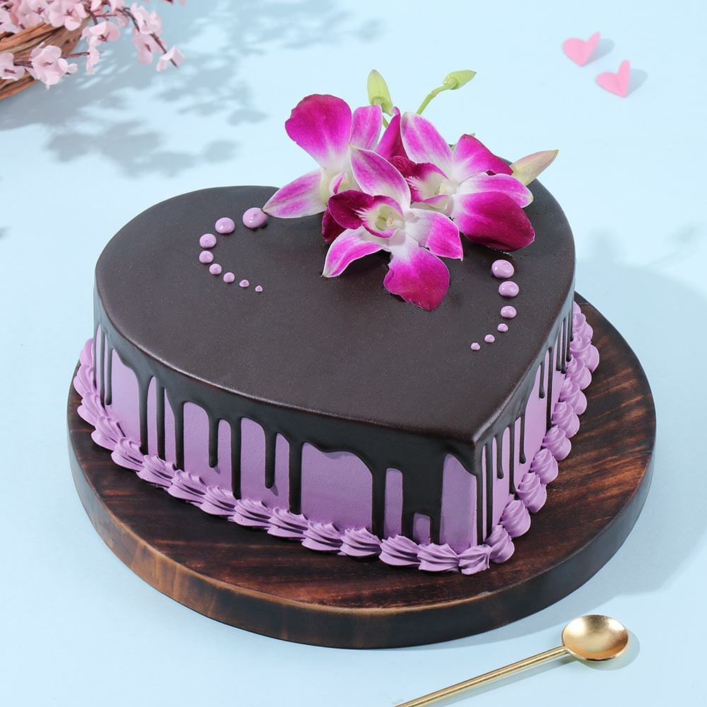 Womens Day Choco Heart Cake